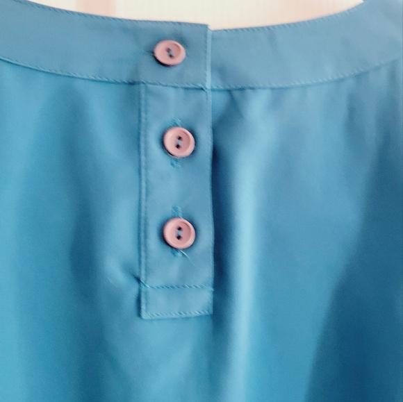 Nwt vintage blouse with shoulder pads - Picture 2 of 6